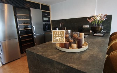 Exclusive seafront apartment in Cap Negret, Altea